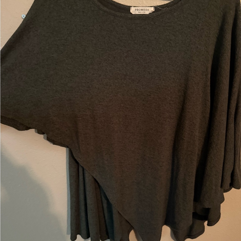 Promesa Women's Charcoal Asymmetrical Tee